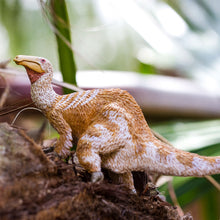 Load image into Gallery viewer, Deinocheirus Prehistoric World