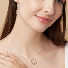 Load image into Gallery viewer, SS Ethereal Vine Necklace
