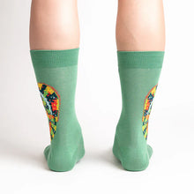 Load image into Gallery viewer, Karma Chameleon Men's Crew Socks
