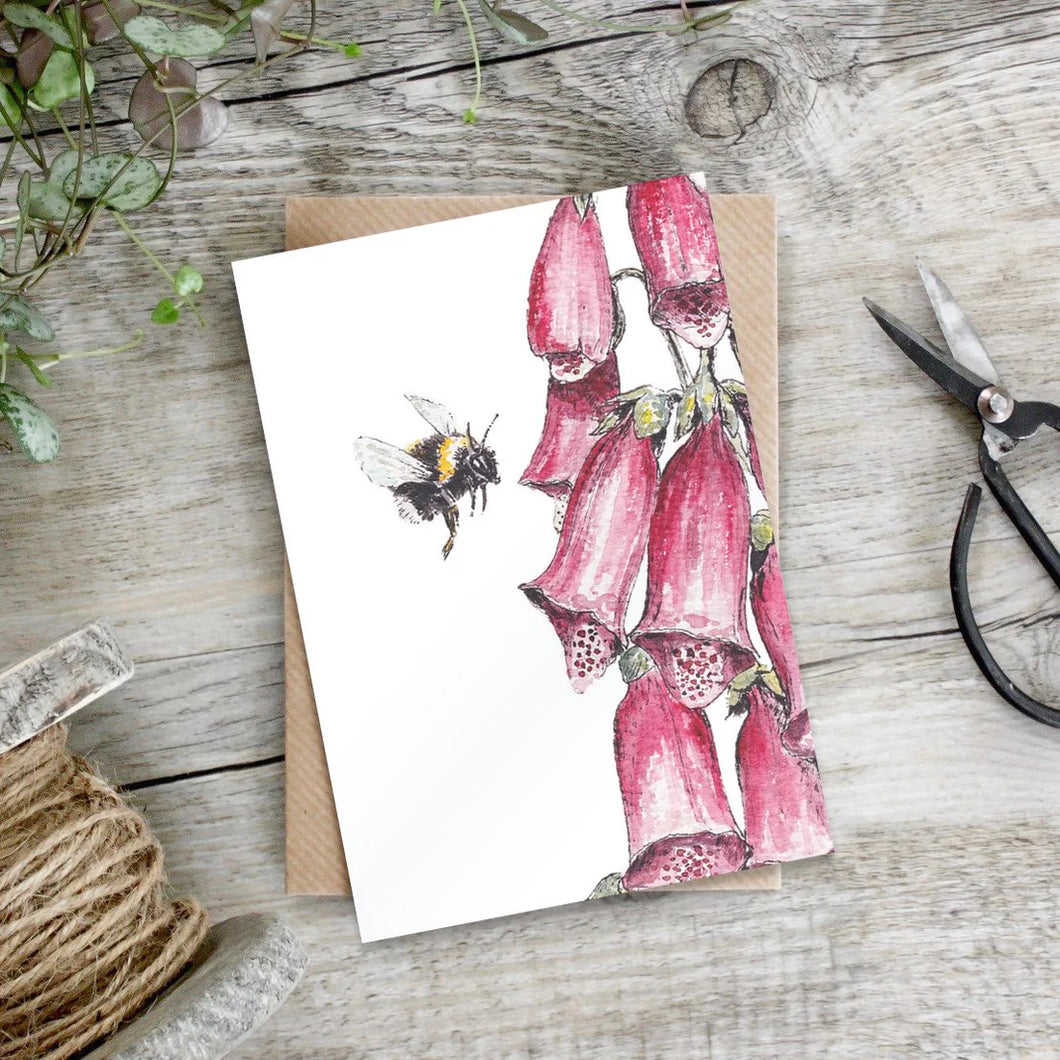 Bee Woodland Glimpse Card