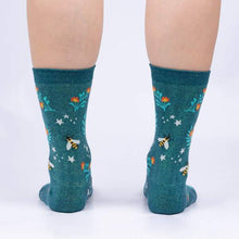 Load image into Gallery viewer, Bee Dazzling Women&#39;s Crew Socks
