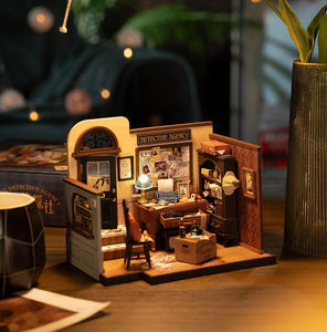 Mose's Detective Agency DIY Miniature House Kit